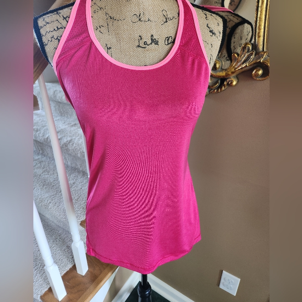 Performance Layer 8 Dri fit ladies sleeveless workout shirt
